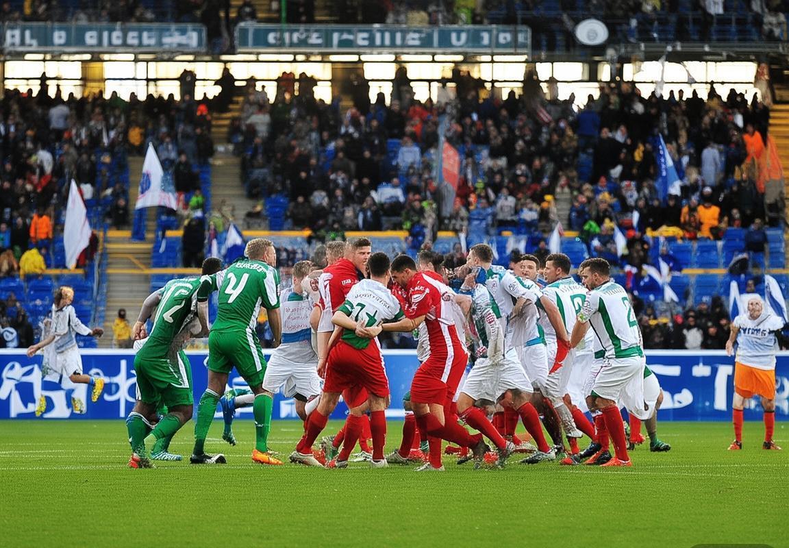 吉灵汉姆VS朴次茅斯：激情对决，球迷助力下的足球盛宴