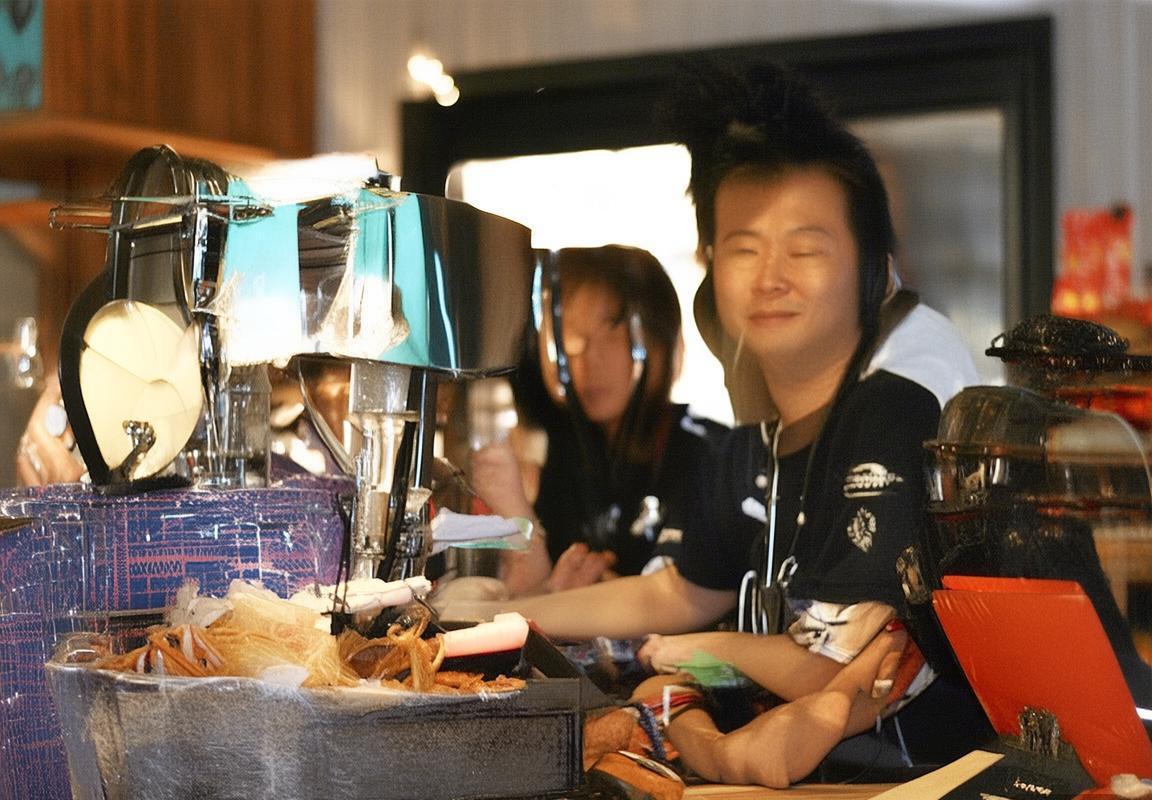 国冠赛巅峰对决：本菲卡VS里昂激情碰撞全解析